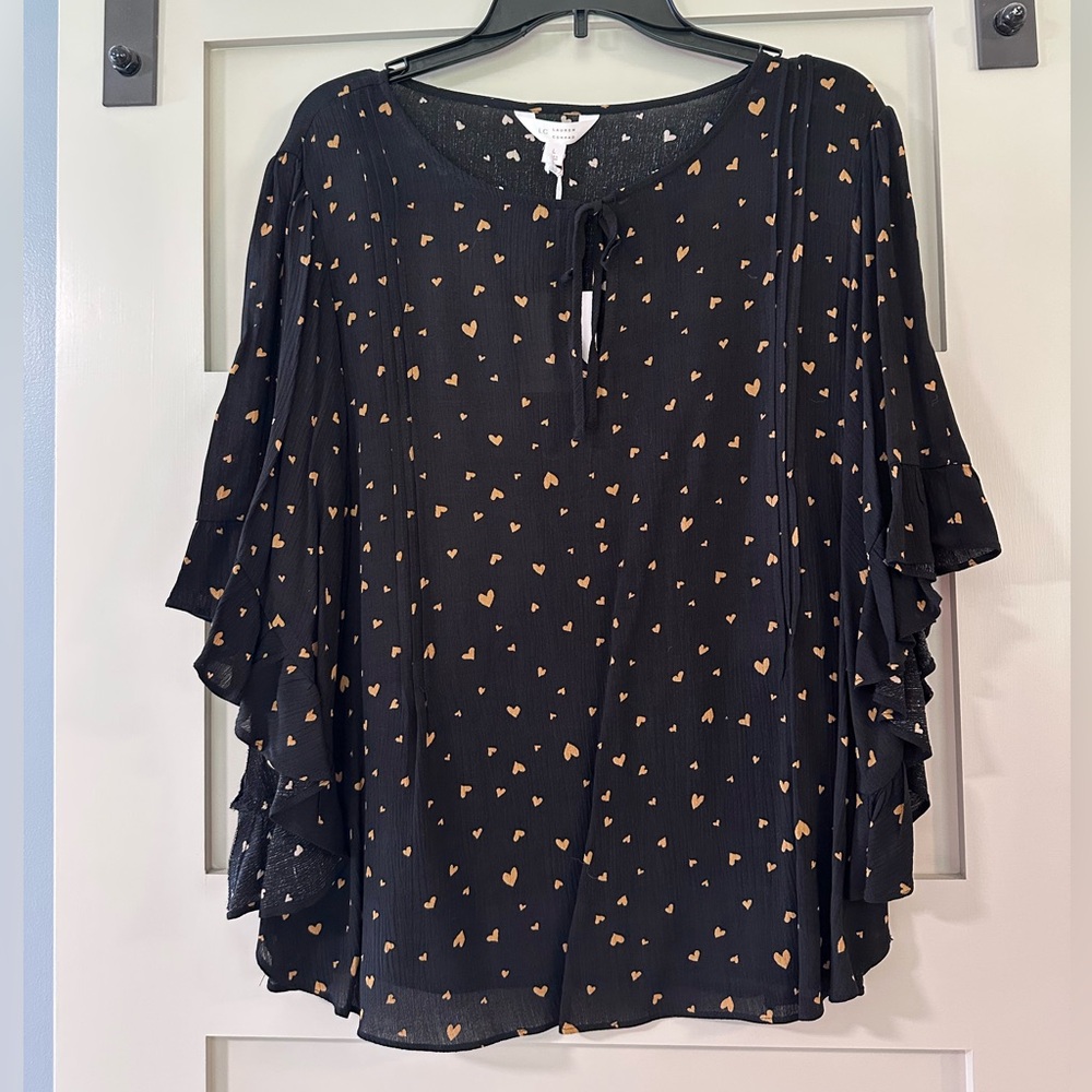 NWT LC Lauren Conrad Black and Tan Flutter Sleeve Ruffled Blouse